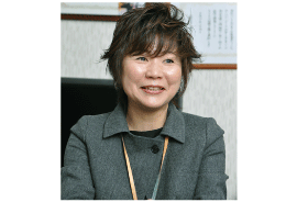 古志野純子常務が目指すのは「カッコいい若い職人が笑って働く会社」。ただし、制度整備だけでなく、知識武装も必要だと考える。「労働条件や保障制度を理解し、働き方を自己管理できる。そうなってこそ本物の"カッコいい"社員ですね」